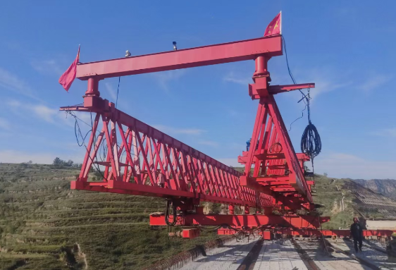 JQJ200T-40M公路架橋機(jī)，貴州遵義項(xiàng)目架設(shè)完成